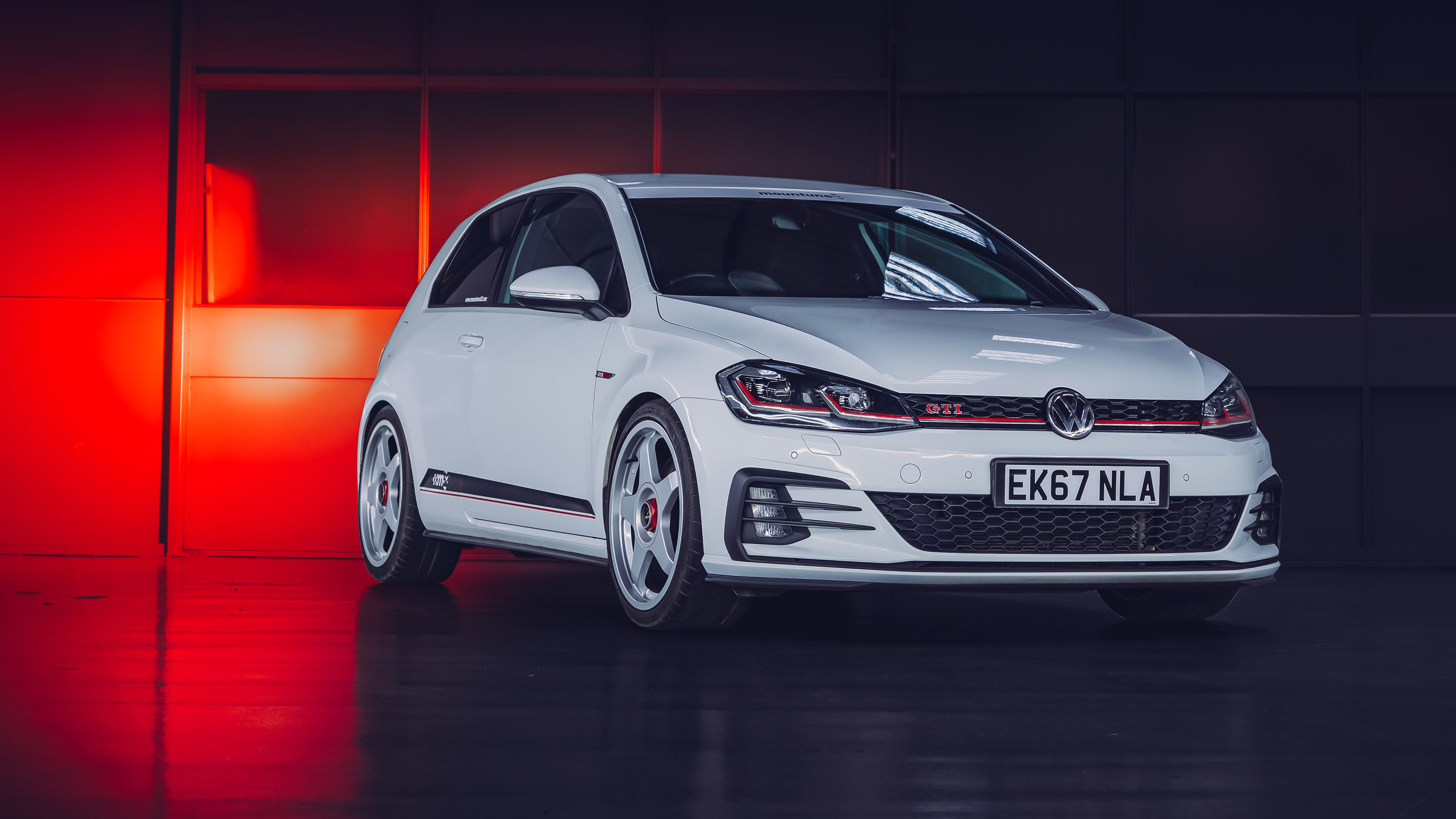 Volkswagen Golf GTI Turned To 380bhp By Mountune52 | Evo